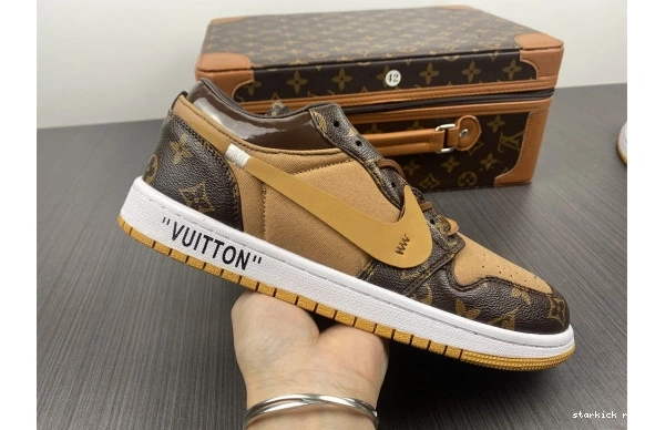 AIR WHITE-LouiV Top -LouiV 1 O-W (WITH CASE) Low JORDAN 0124